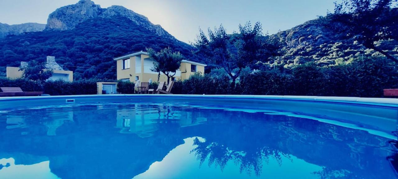 Villa Indipendente con PISCINA USO ESCLUSIVO Siniscola Exterior foto