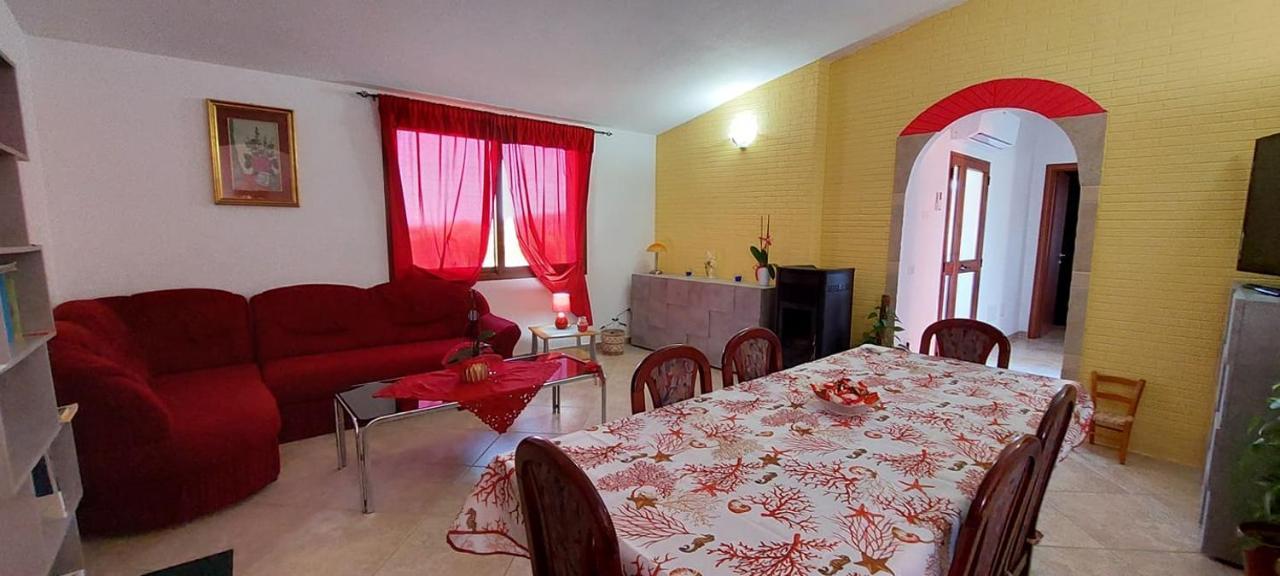 Villa Indipendente con PISCINA USO ESCLUSIVO Siniscola Exterior foto