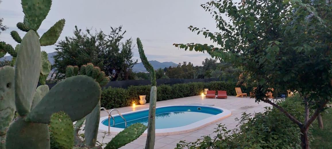 Villa Indipendente con PISCINA USO ESCLUSIVO Siniscola Exterior foto
