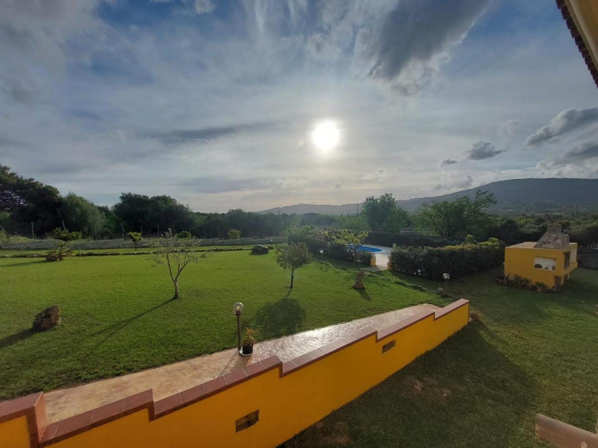 Villa Indipendente con PISCINA USO ESCLUSIVO Siniscola Exterior foto